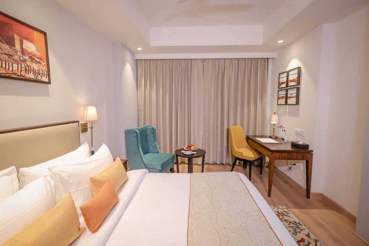Regenta Dehradun By Royal Orchid Hotels Limited Exterior foto